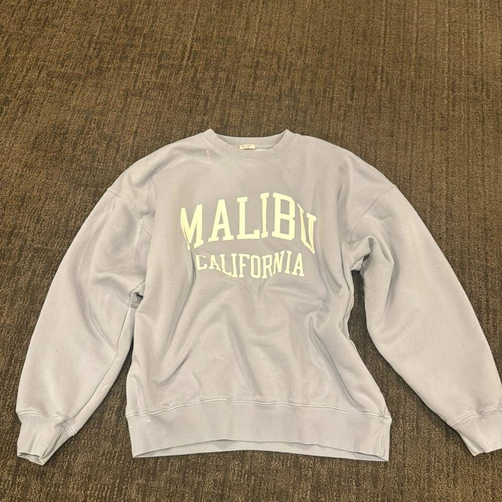 Brandy Melville Malibu crew neck sweatshirt one size